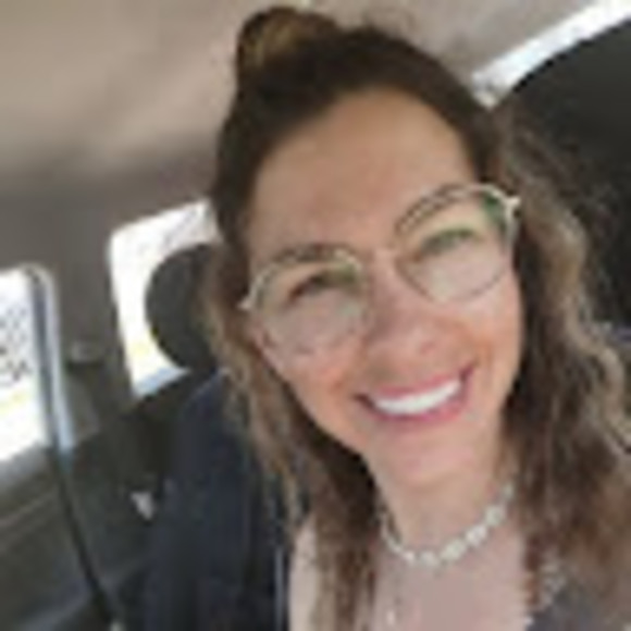 Meet your Posher, Cindy - Picture 1 of 1